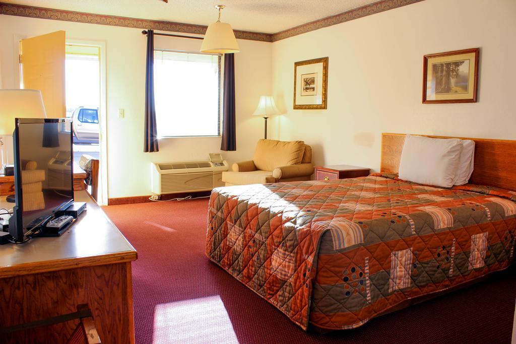 Westworld Country Inn Hubbard Εξωτερικό φωτογραφία