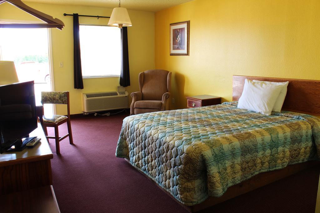 Westworld Country Inn Hubbard Εξωτερικό φωτογραφία
